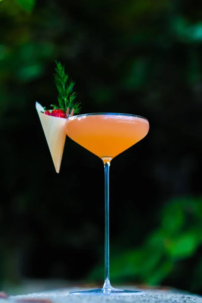 Meriggiare cocktail with bell pepper infused gin