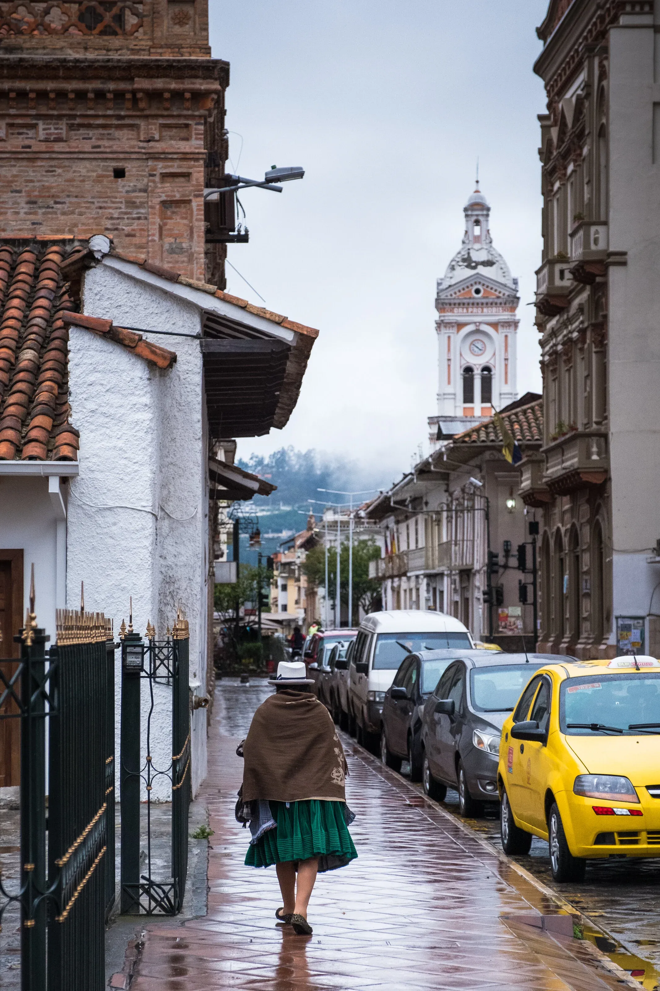 Strolling through the old town in Cuenca