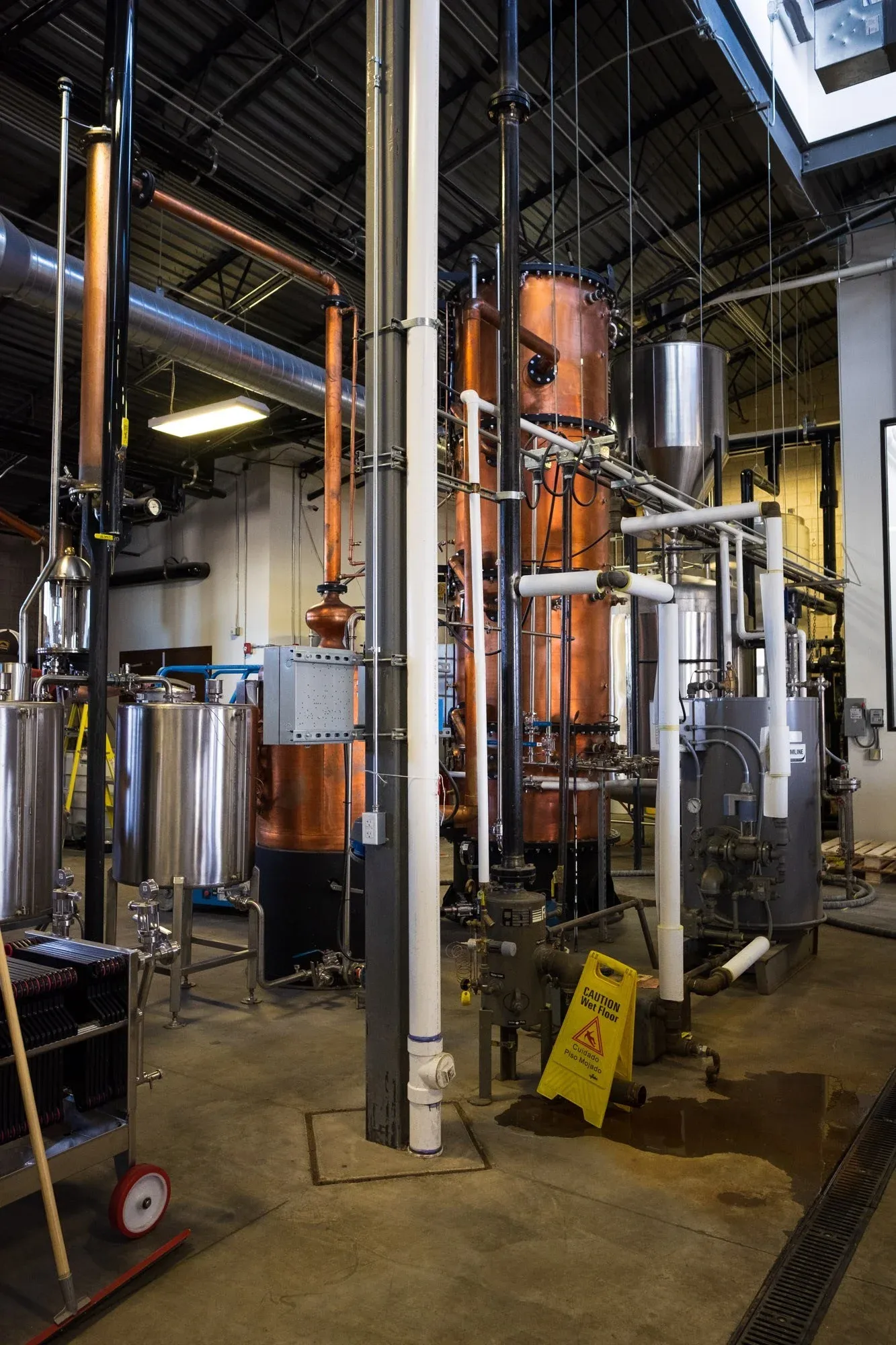 Botanicals distilling at Leopold Bros