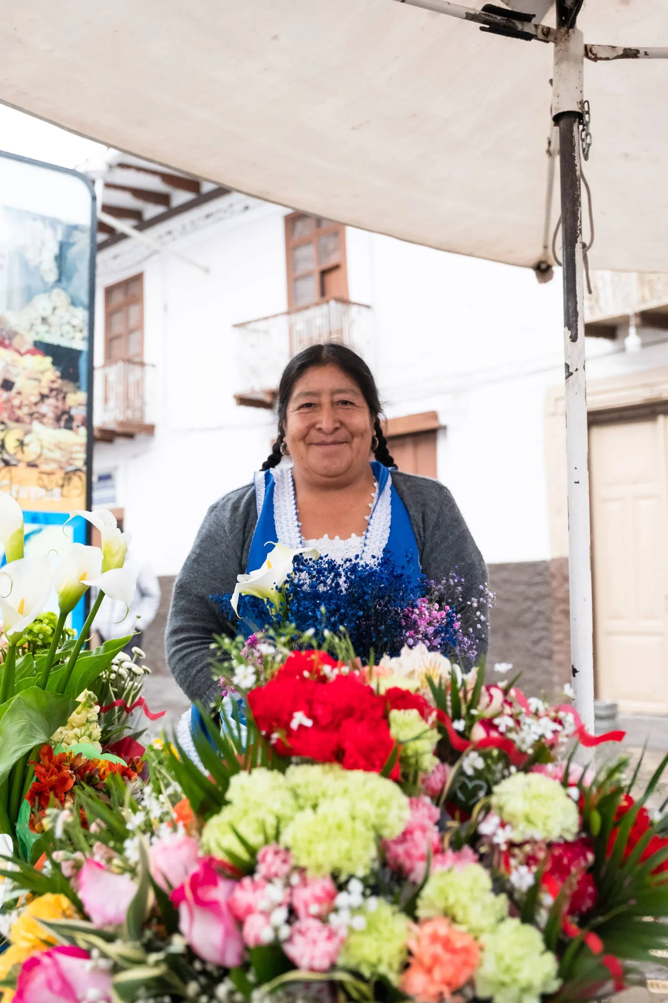 Cuenca market scene
