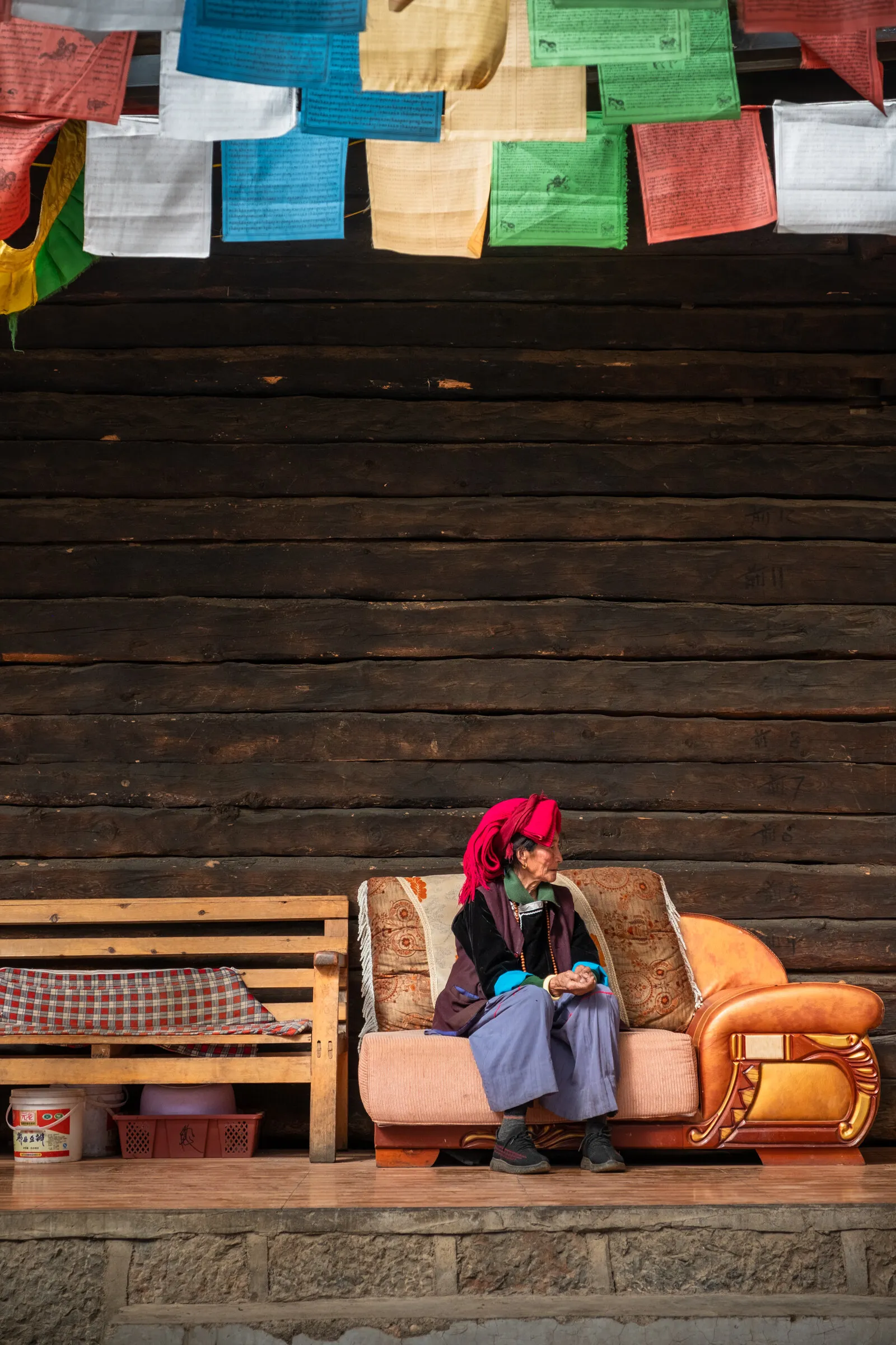 Mosuo mother with her child