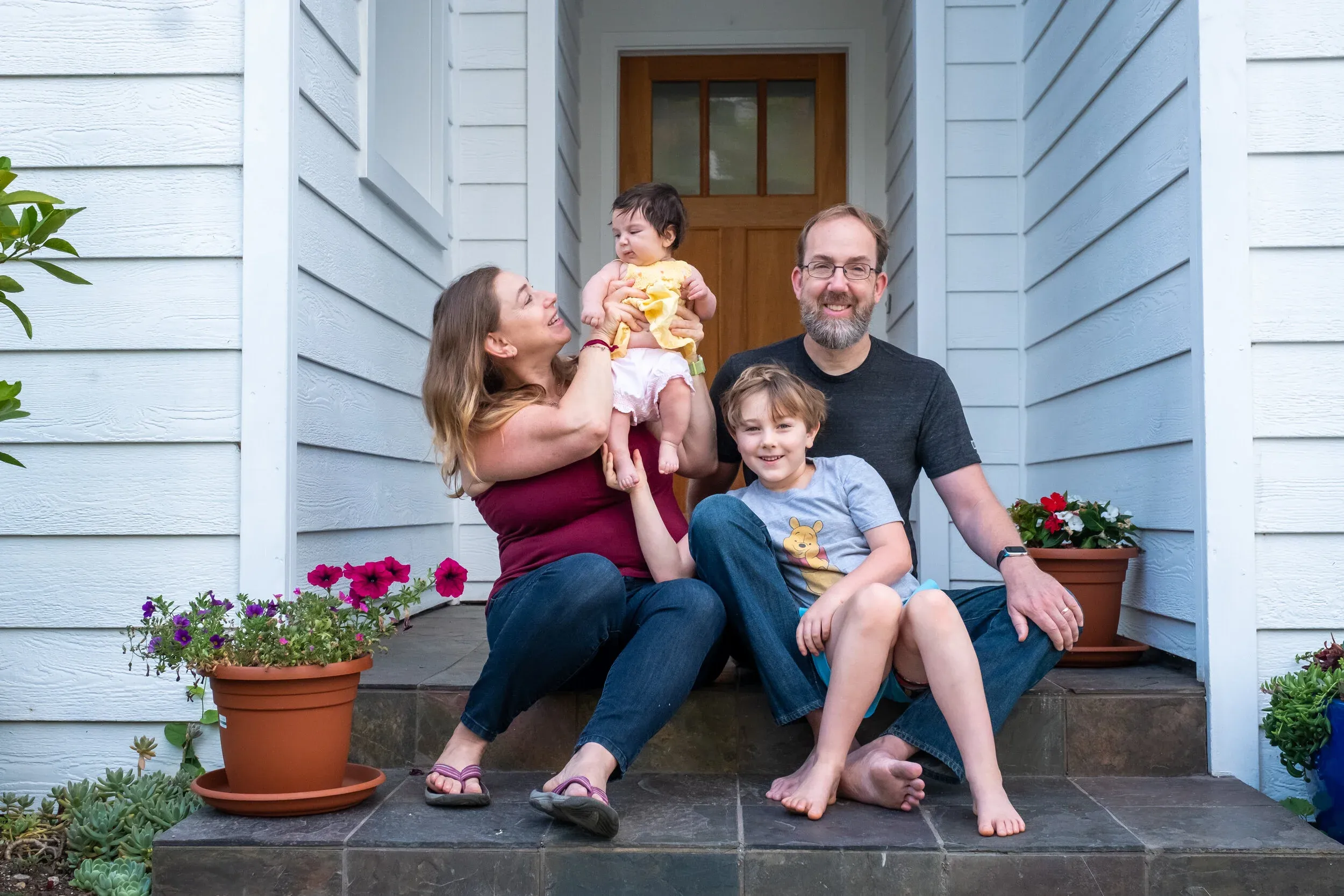 Family welcoming a new baby in Palo Alto