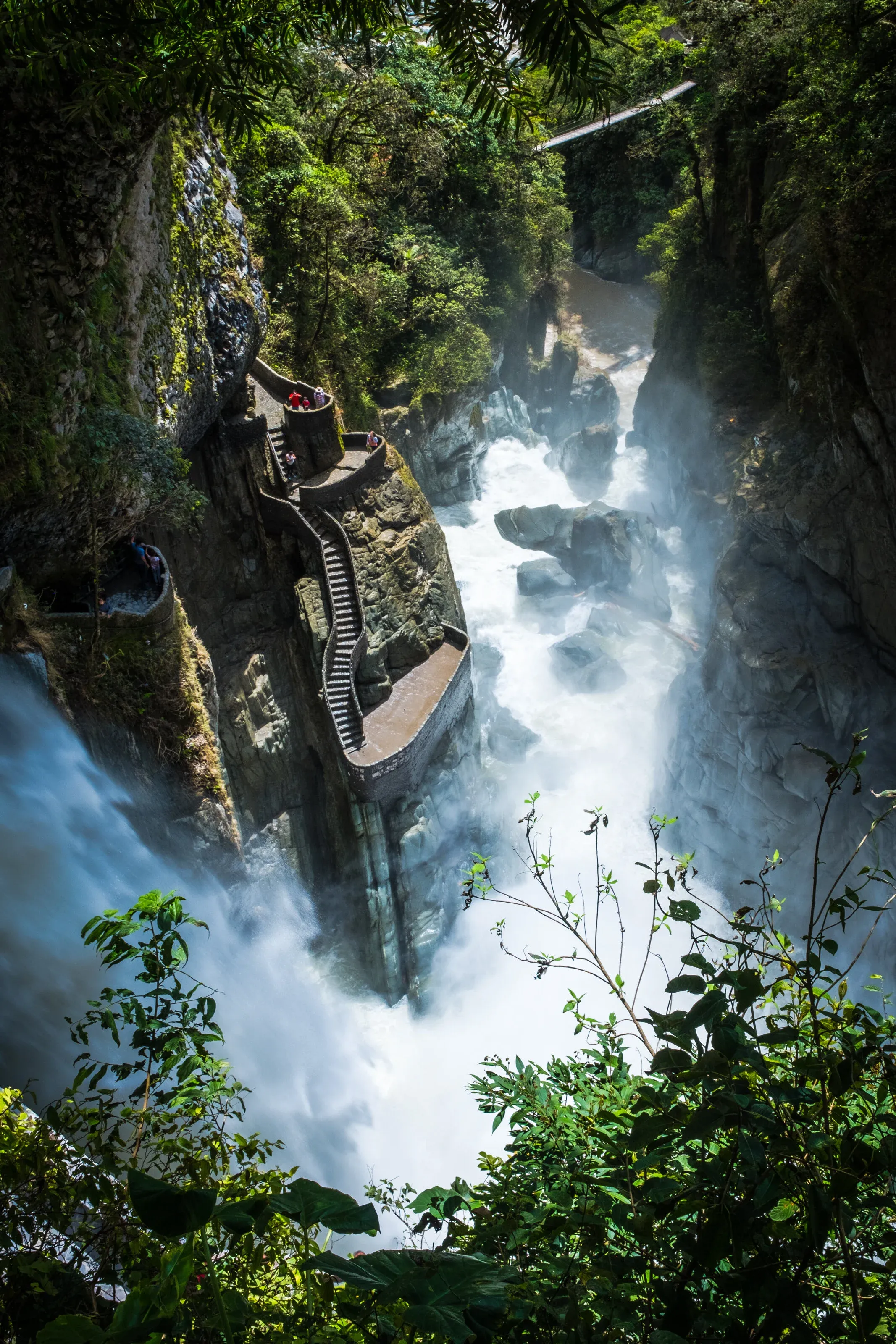 Pailon del Diablo waterfall
