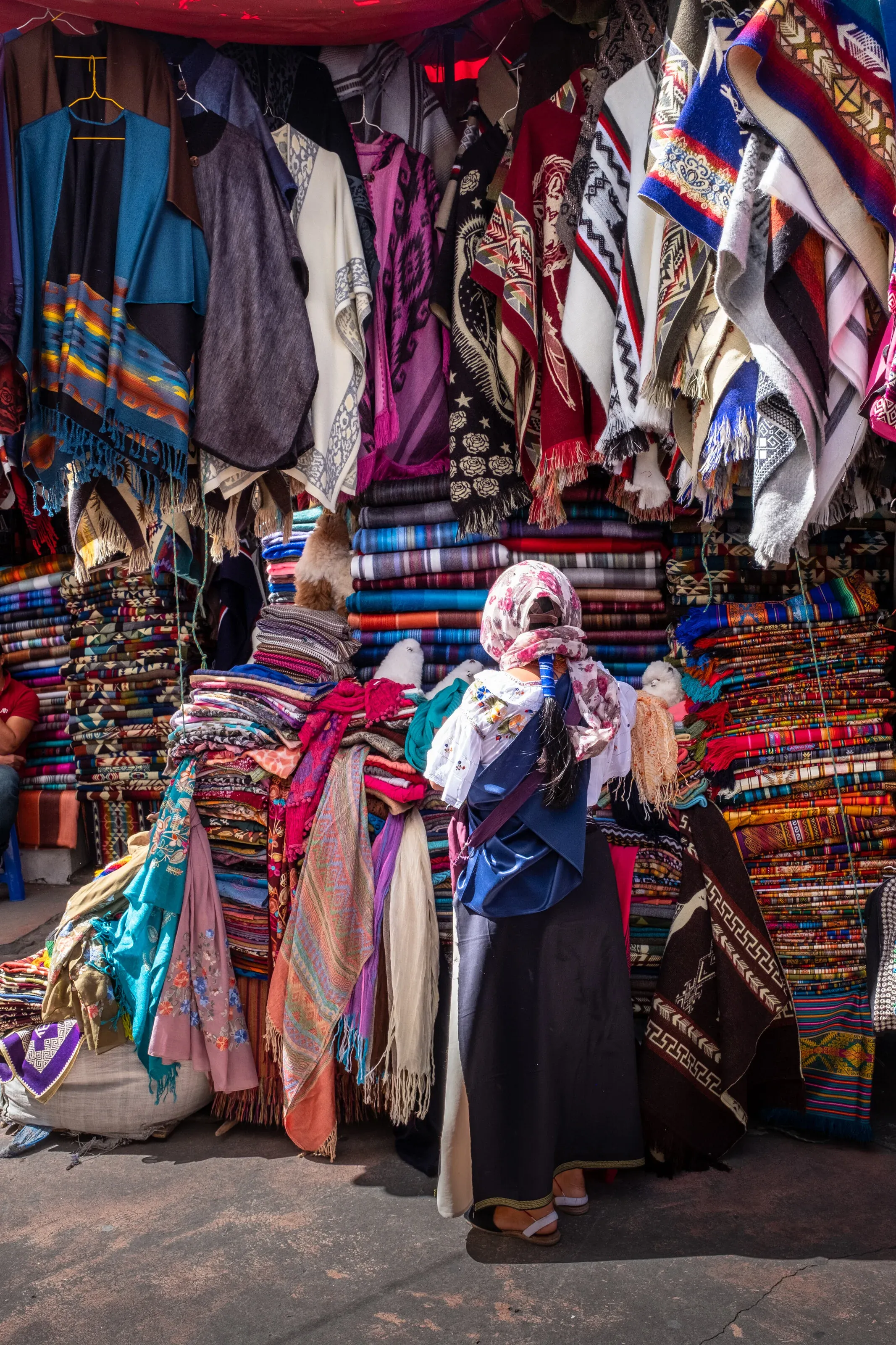 Otavalo Market vendors